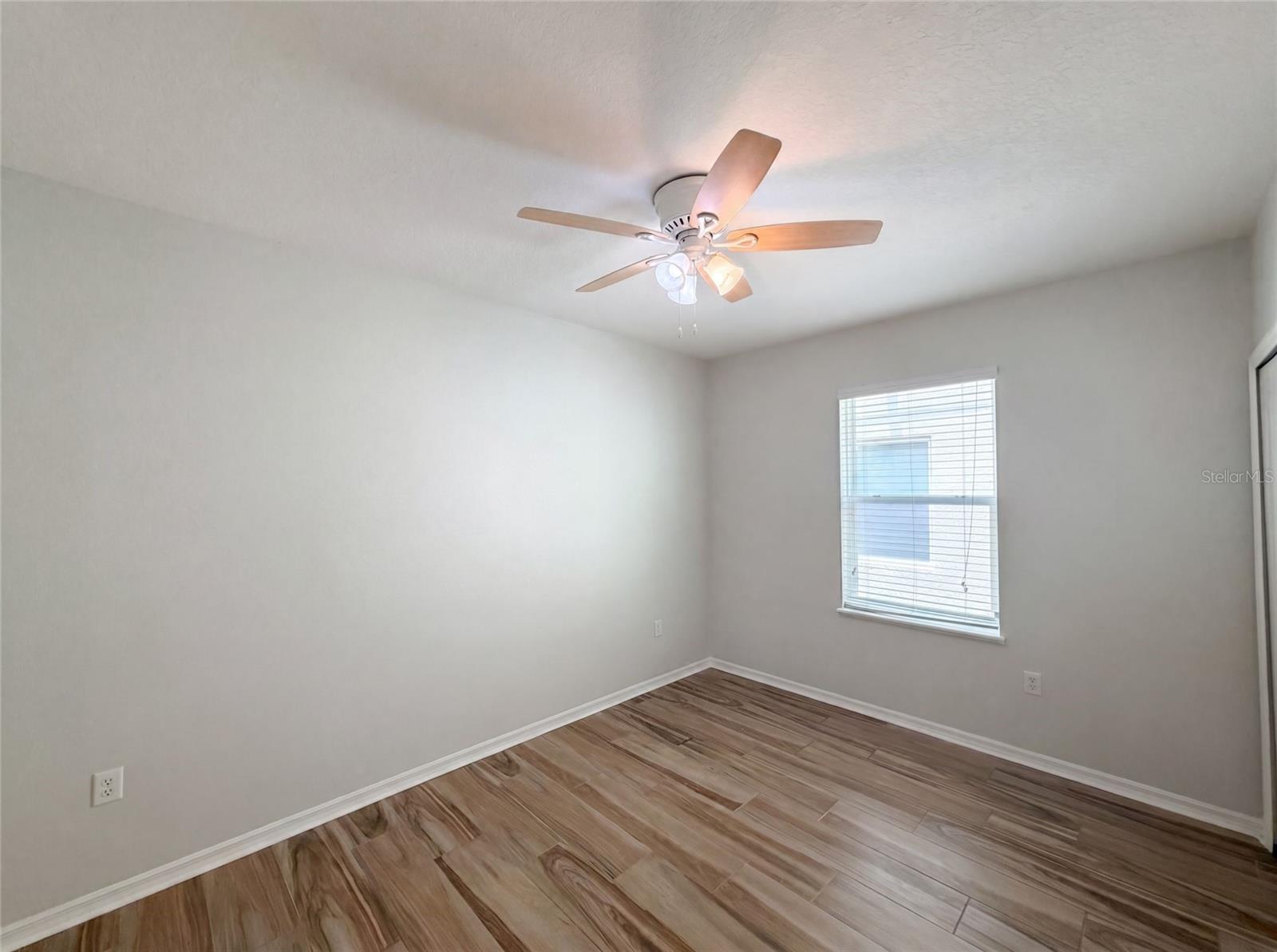 1048 Bethpage Rd Property Photo 12