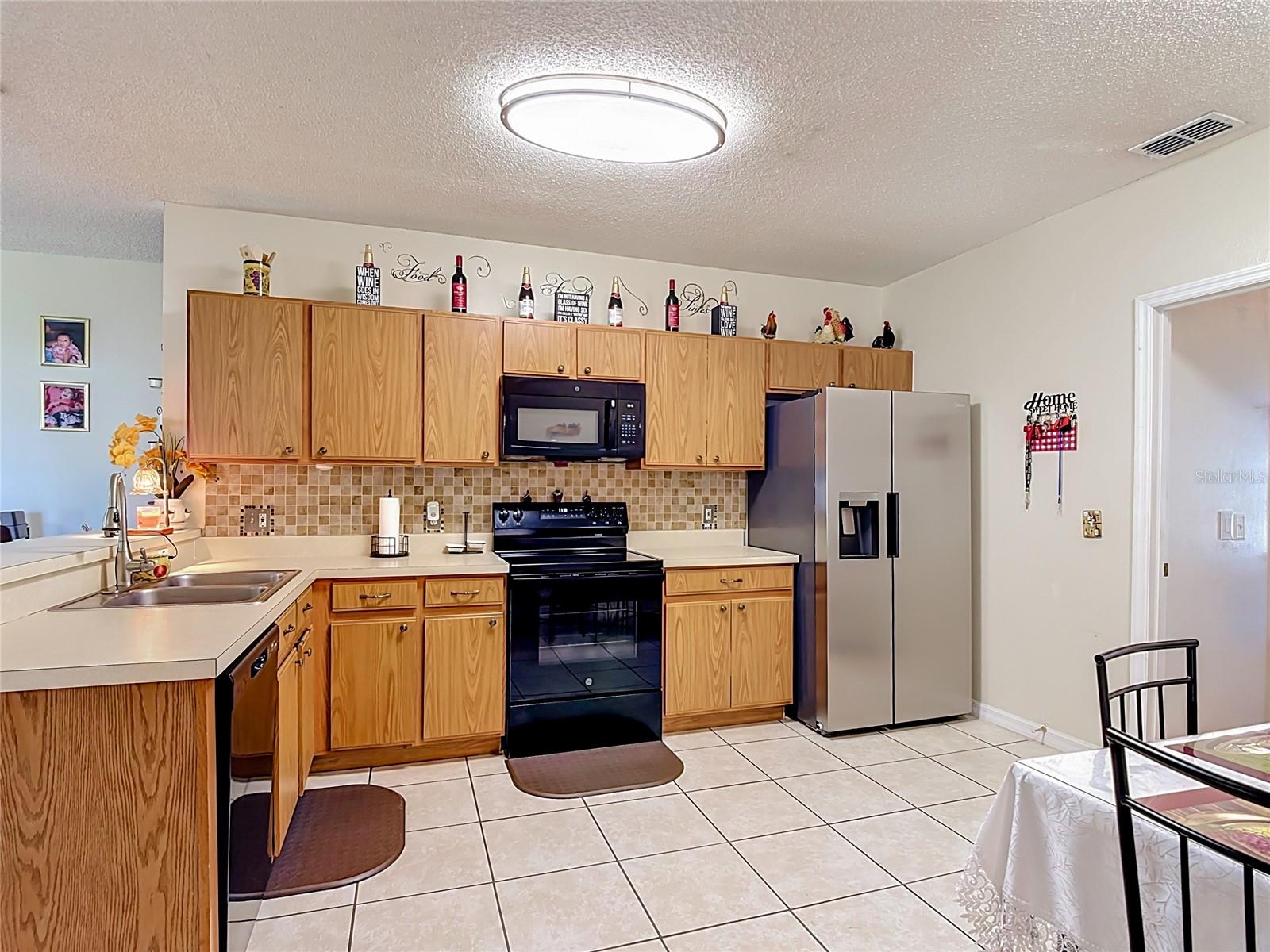 1124 Dartford Dr Property Photo 17