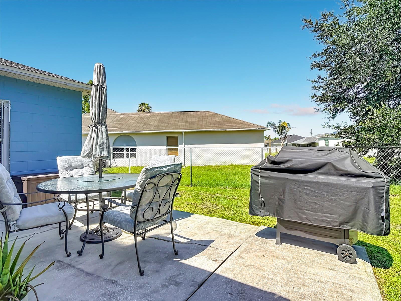 1124 Dartford Dr Property Photo 41