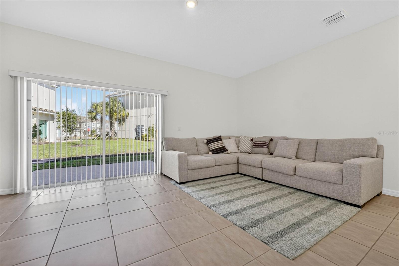 3607 Main Harbor Dr S Property Photo 12