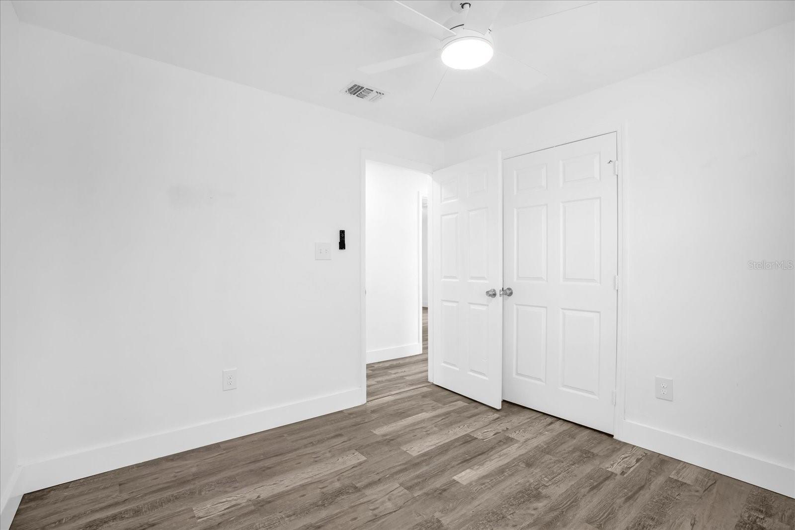 1730 Avenue C Ne Property Photo 9