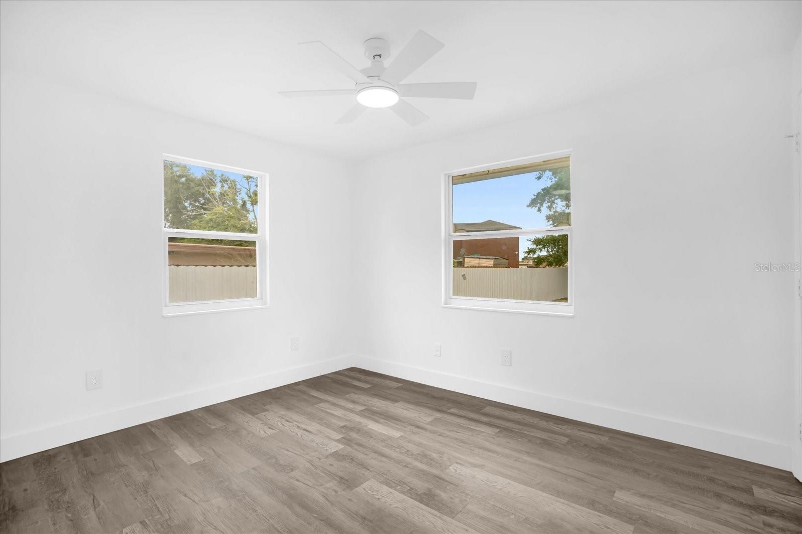 1730 Avenue C Ne Property Photo 12