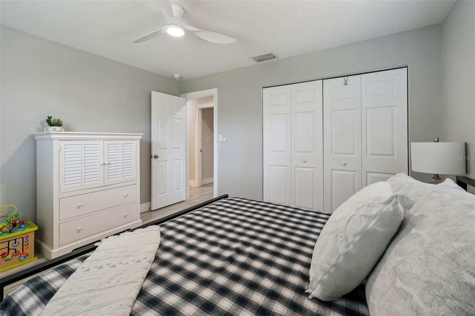 302 W Comanche Ave Property Photo 19