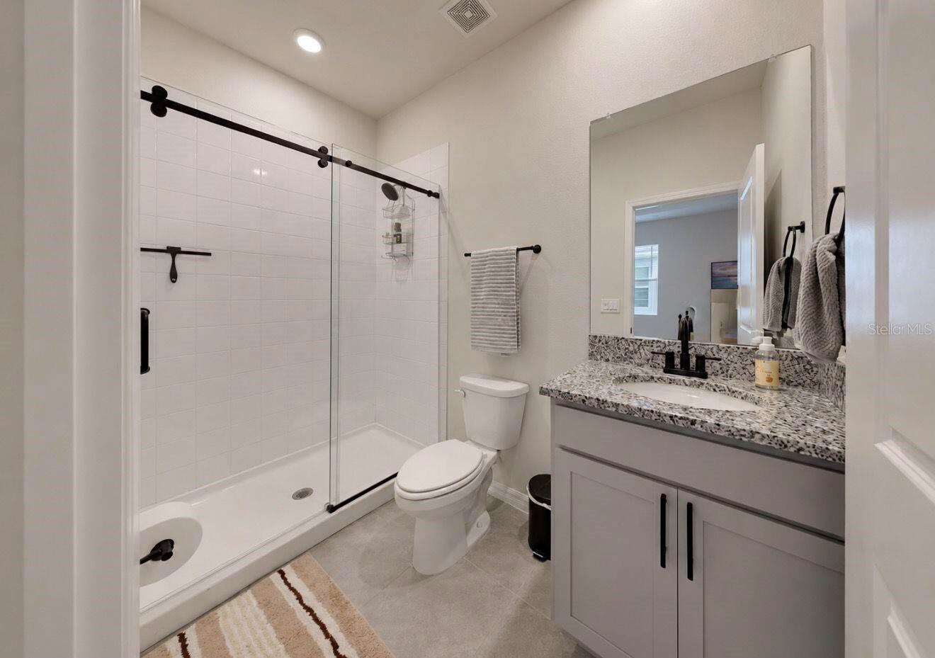 11043 Tamarack Pl Property Photo 40
