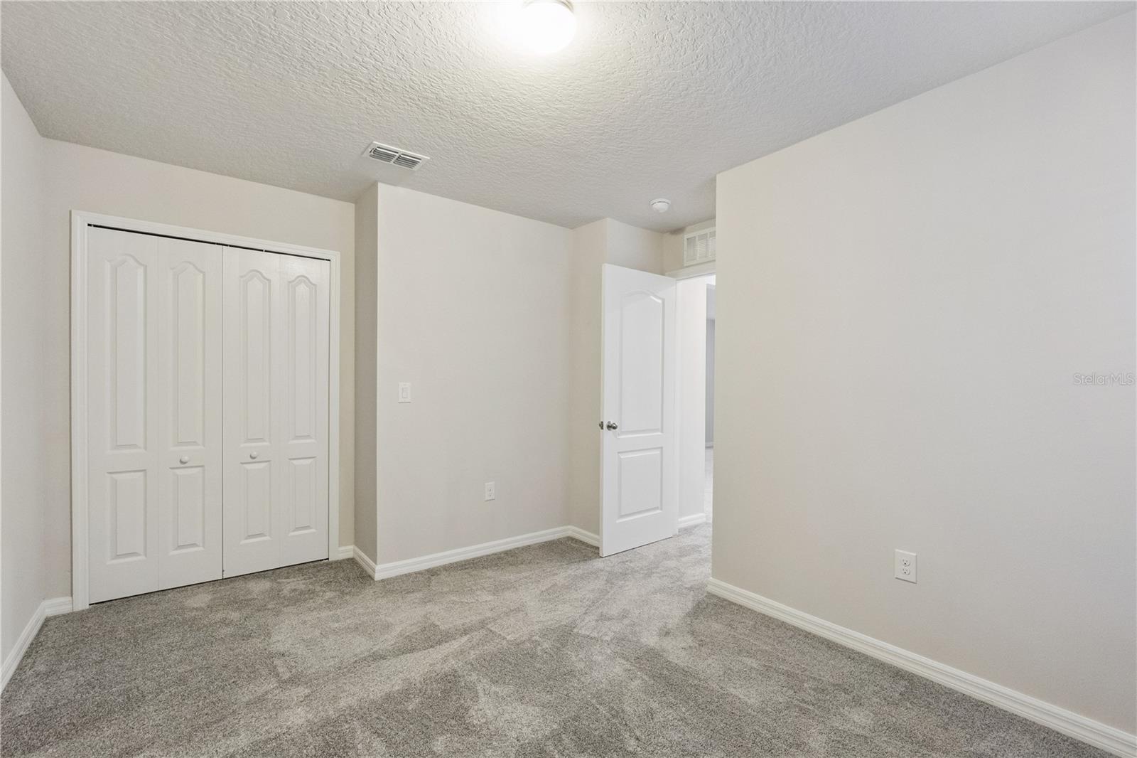 4406 Silver Creek St Property Photo 14