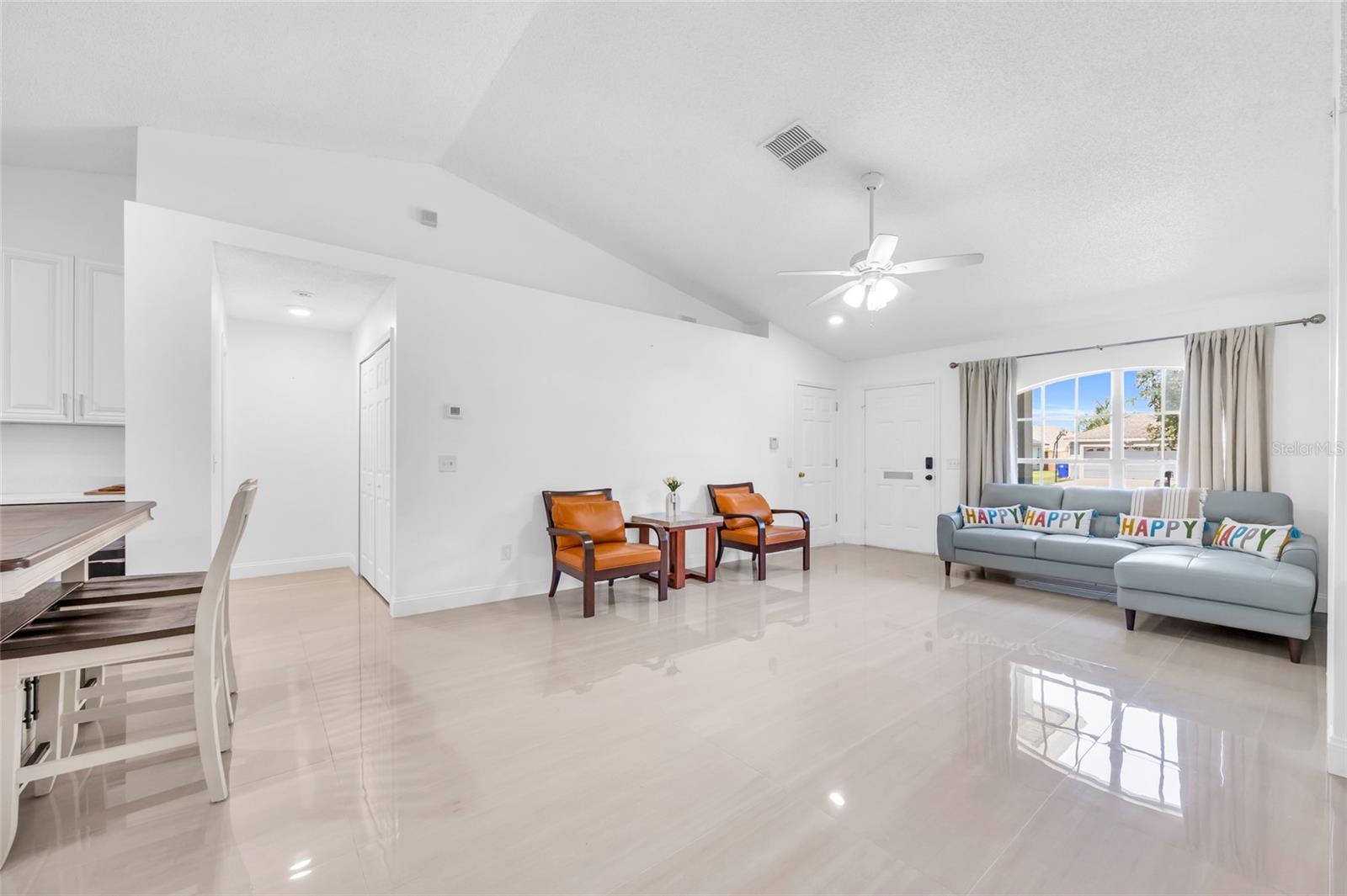 4211 Floating Orchid Ct Property Photo 4