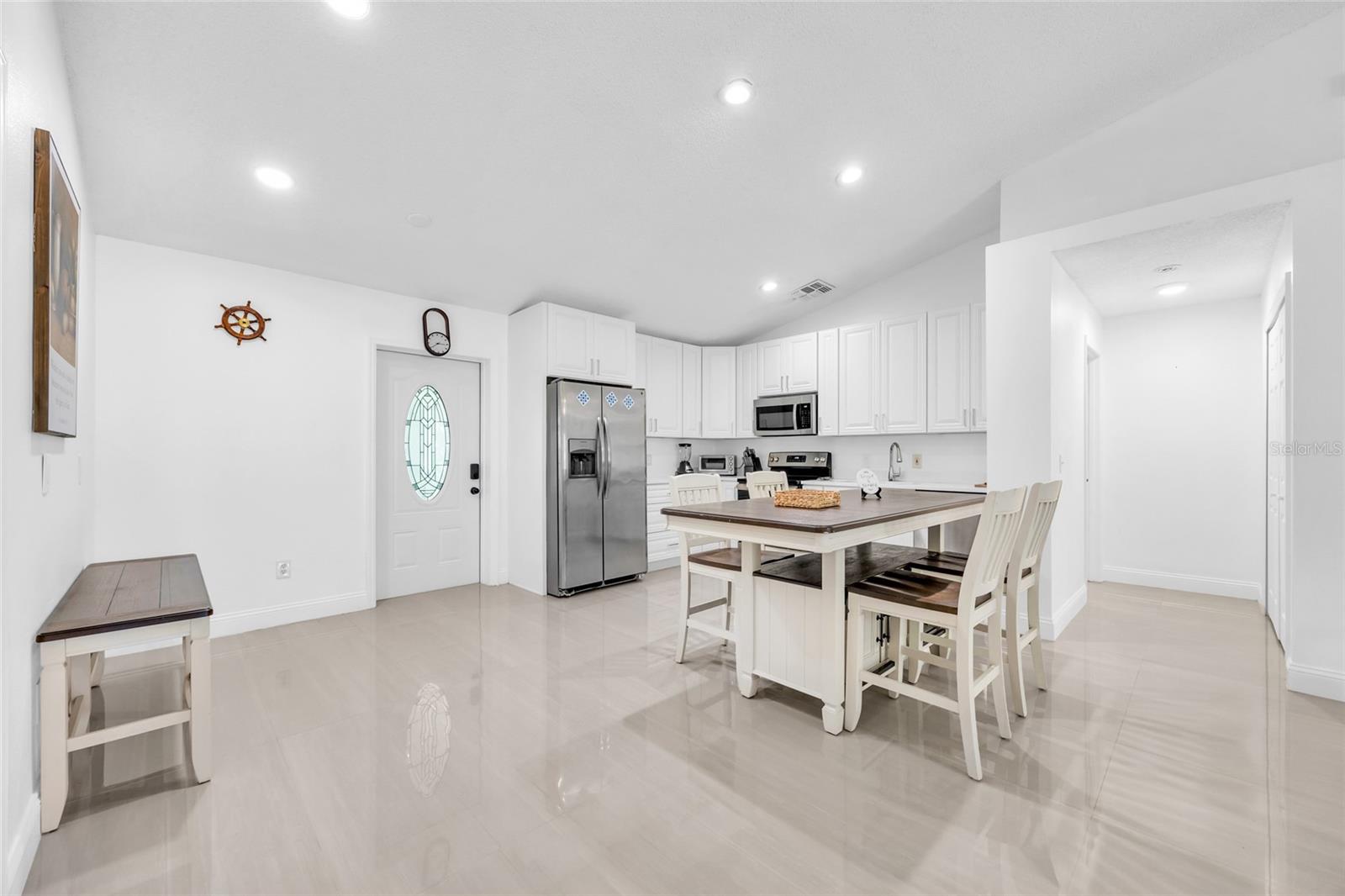 4211 Floating Orchid Ct Property Photo 7