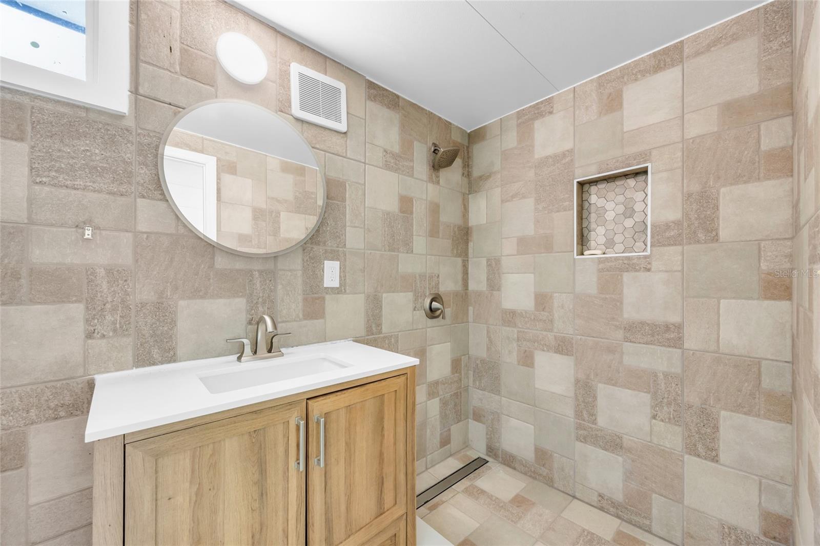4211 Floating Orchid Ct Property Photo 20