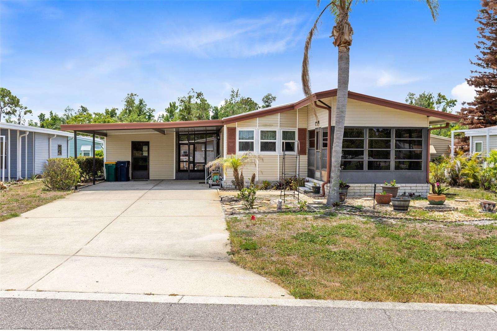 3217 Rainbow Rd Property Photo 1