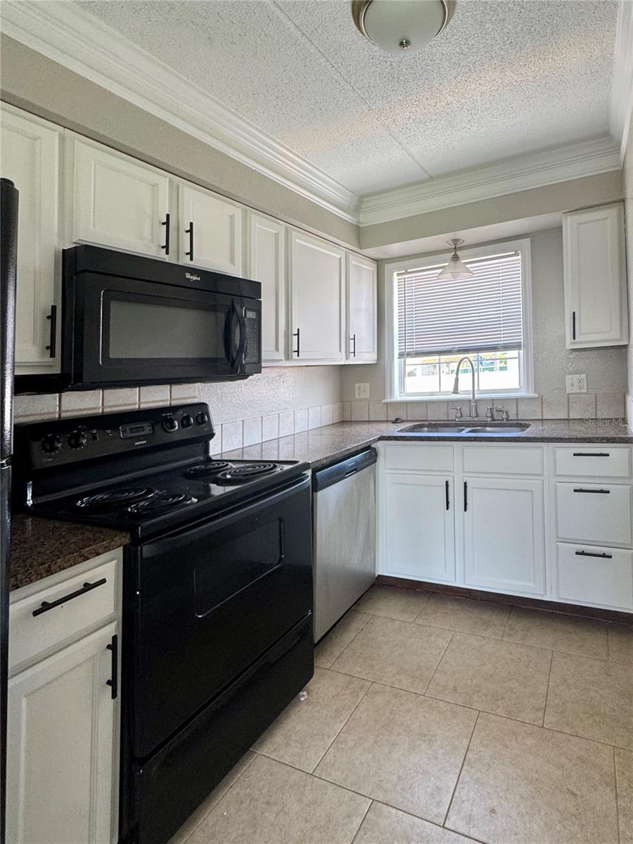1400 Eudora Rd #d36 Property Photo 7