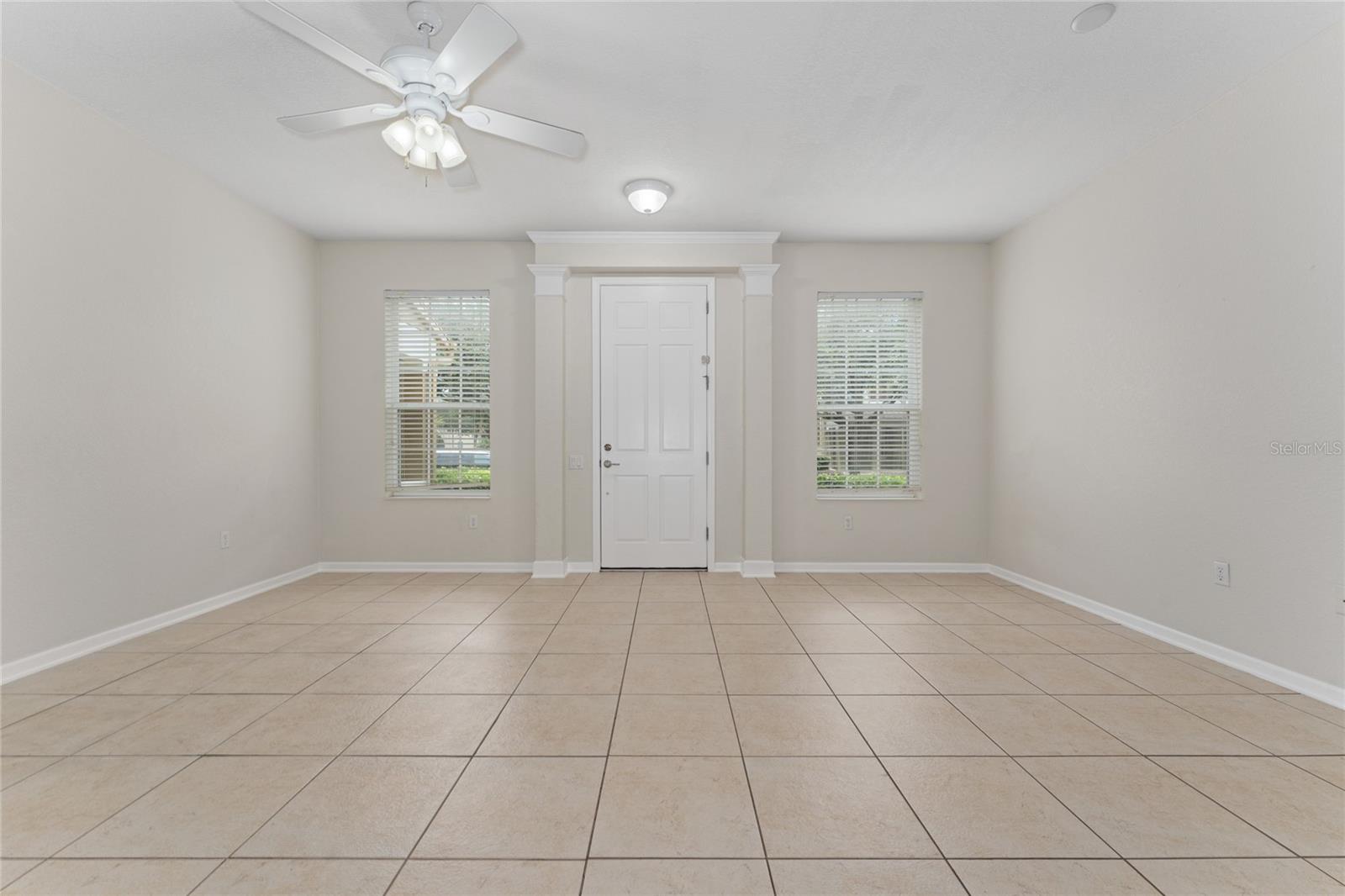 7723 Fairgrove Ave Property Photo 7