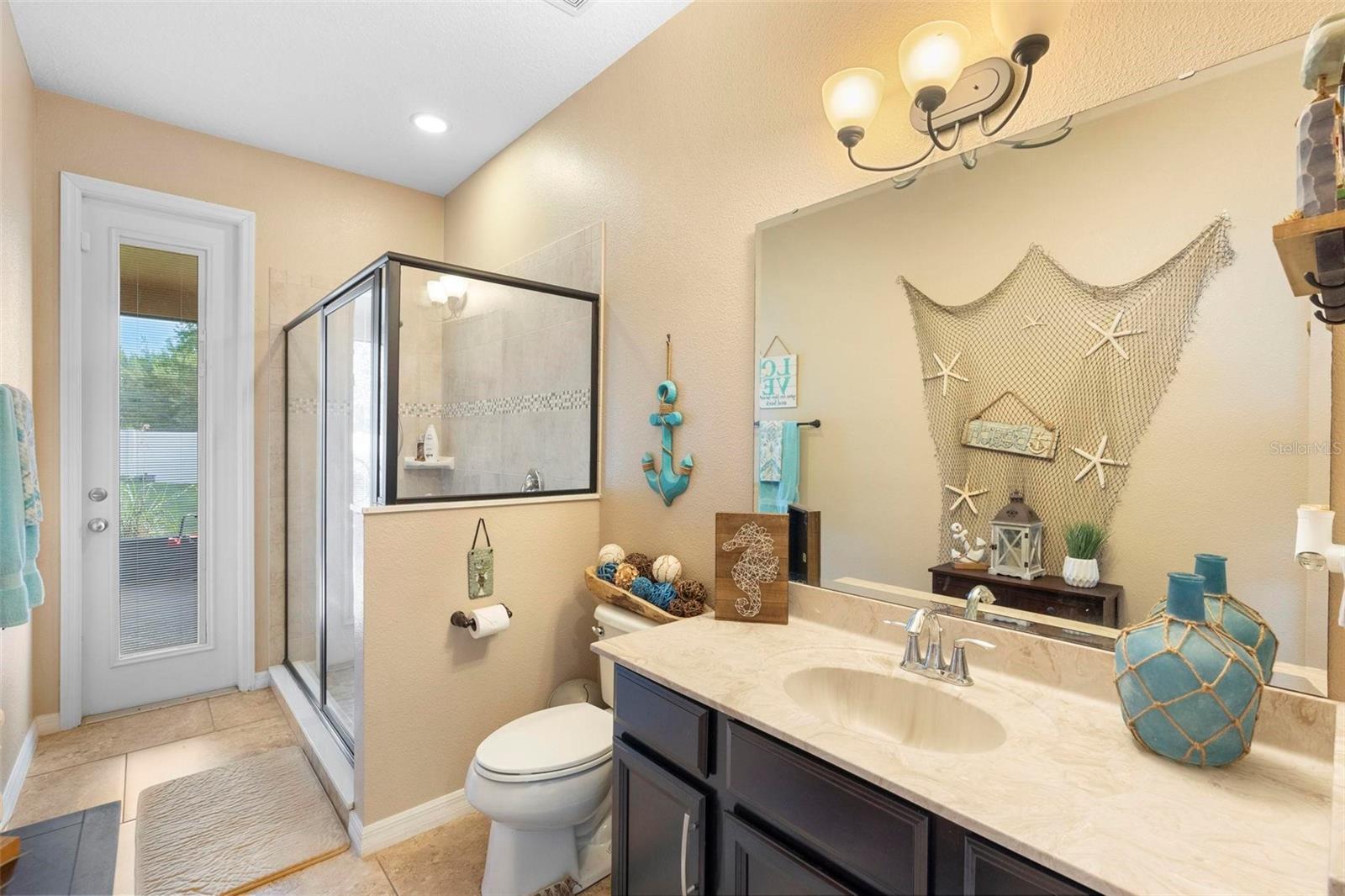 3551 Statham Dr Property Photo 16