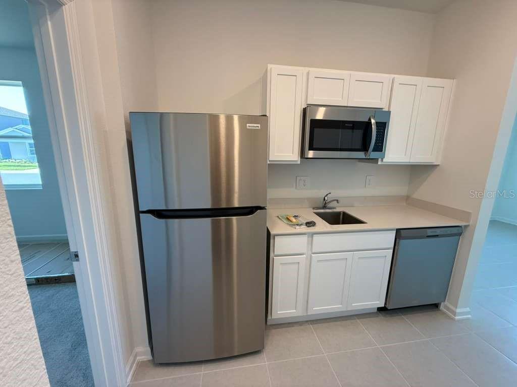 O6418815 Property Photo 4