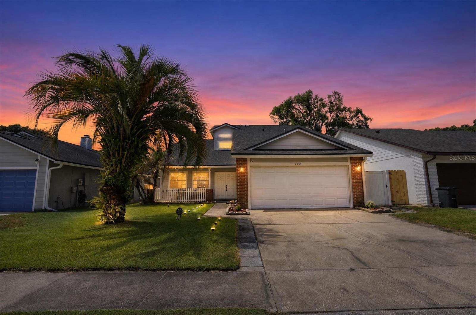1564 Lawndale Cir Property Photo 1