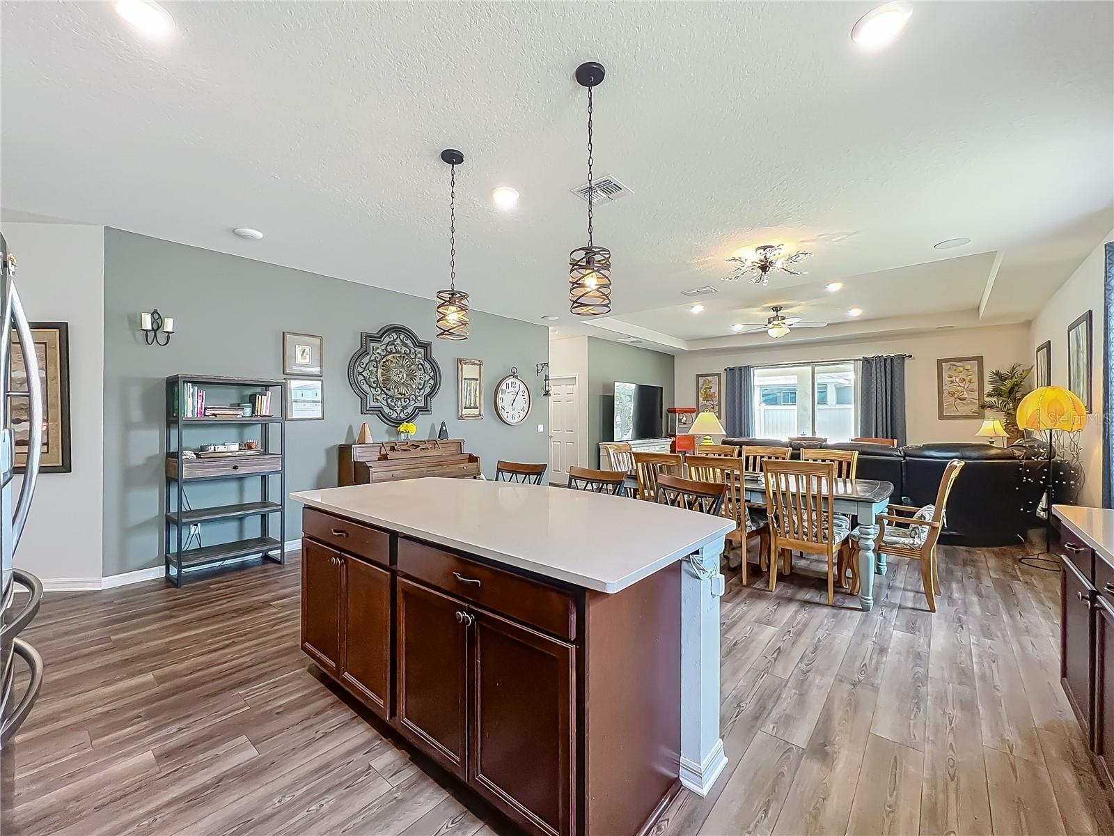 2610 Hilltop Loop Property Photo 8