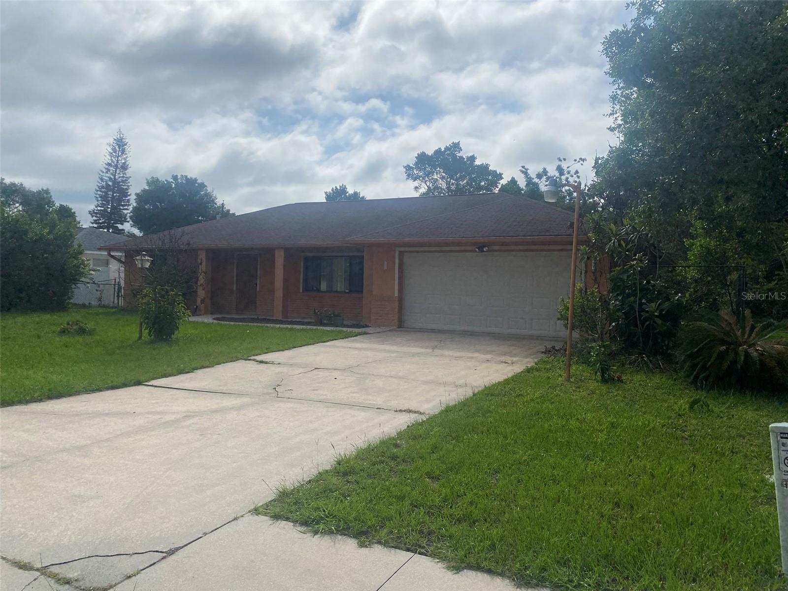 1101 STILLWATER AVE