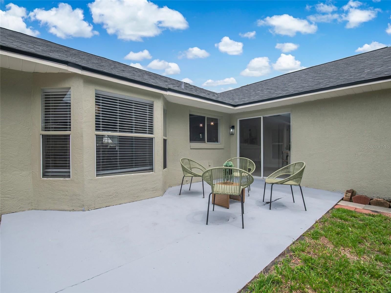 4040 Eagle Feather Dr Property Photo 25