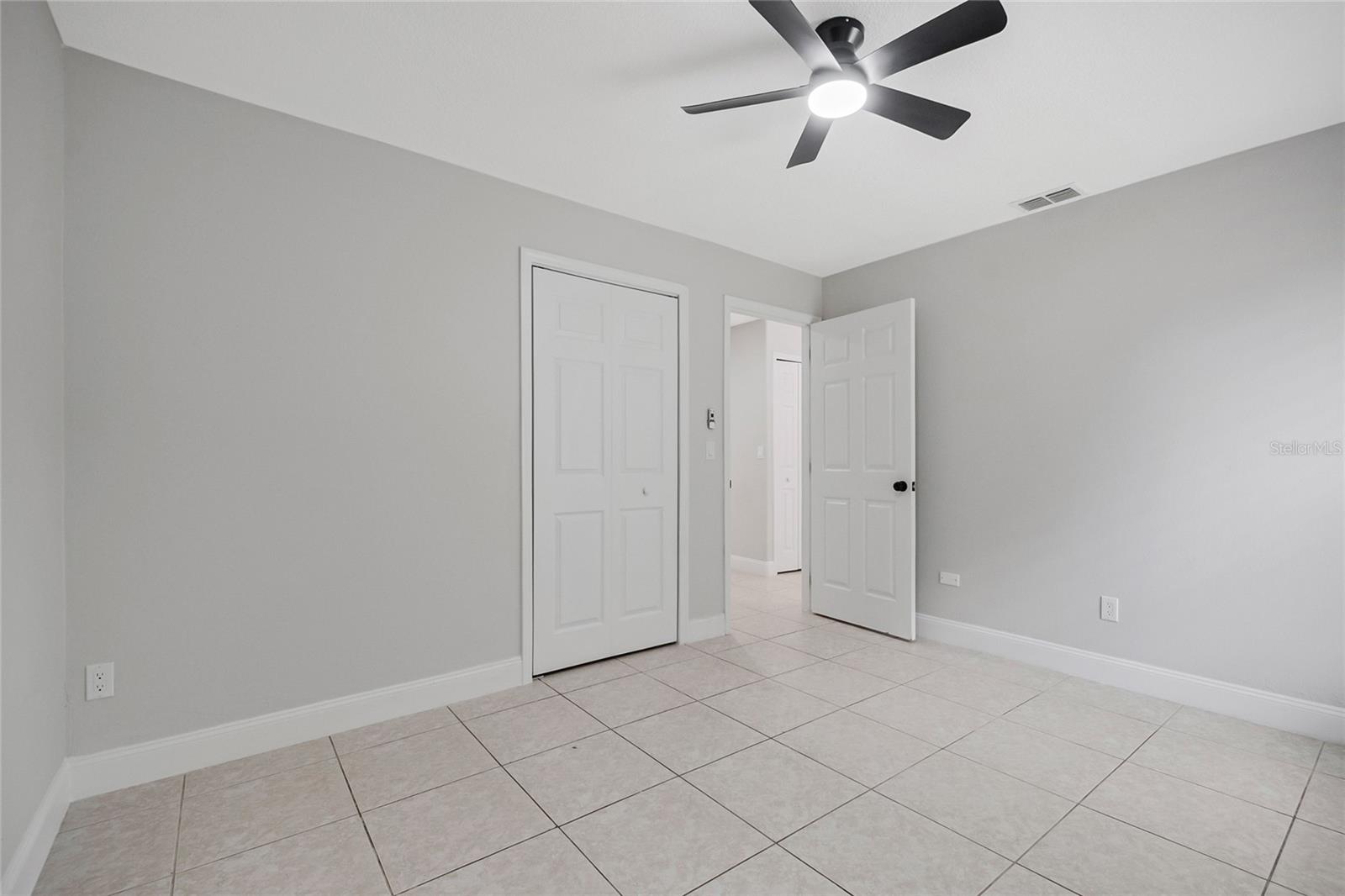 4040 Eagle Feather Dr Property Photo 27