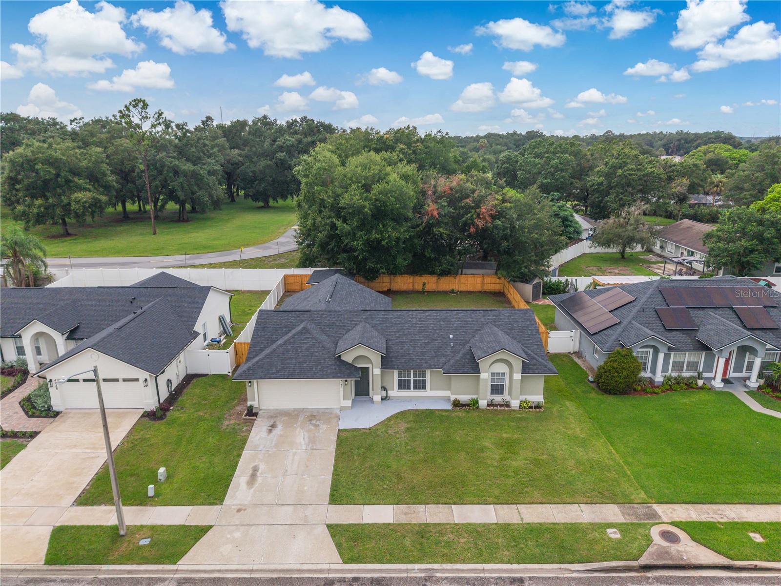 4040 Eagle Feather Dr Property Photo 30
