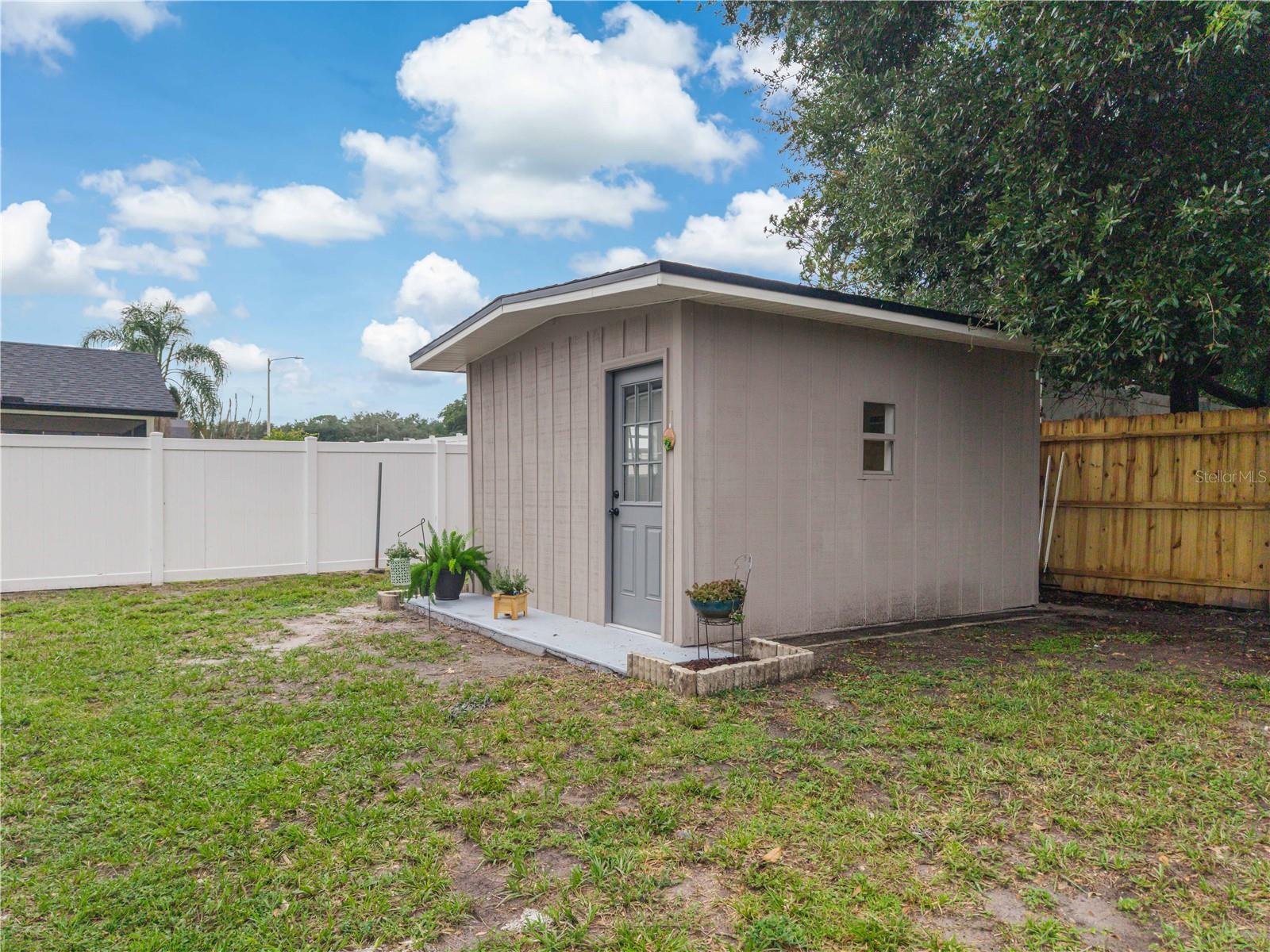 4040 Eagle Feather Dr Property Photo 35