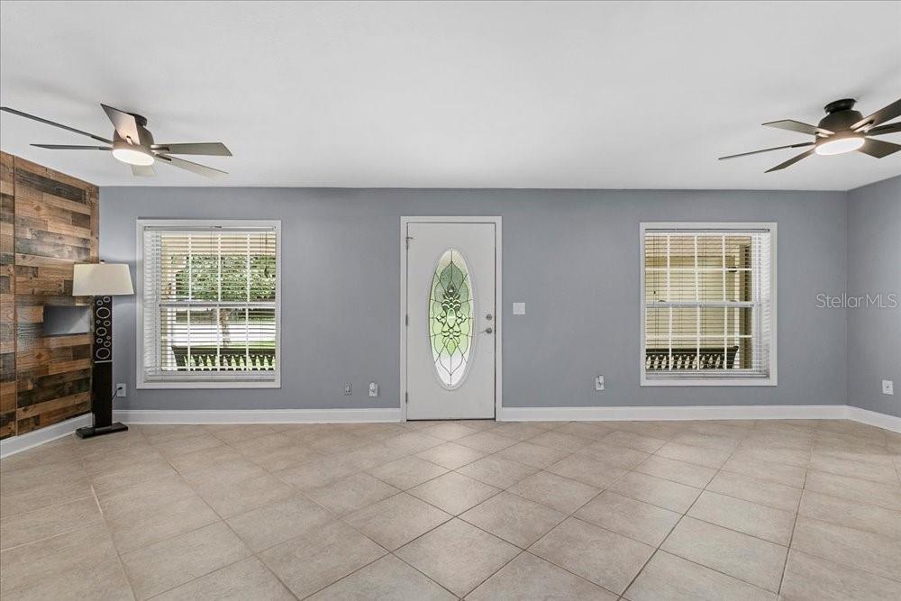 2619 W Ponkan Rd Property Photo 9