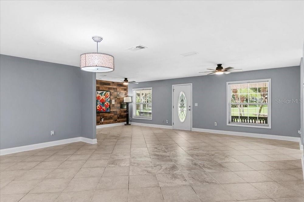 2619 W Ponkan Rd Property Photo 13