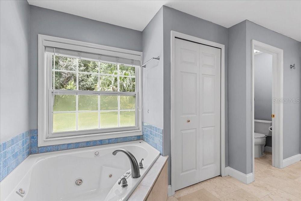 2619 W Ponkan Rd Property Photo 28