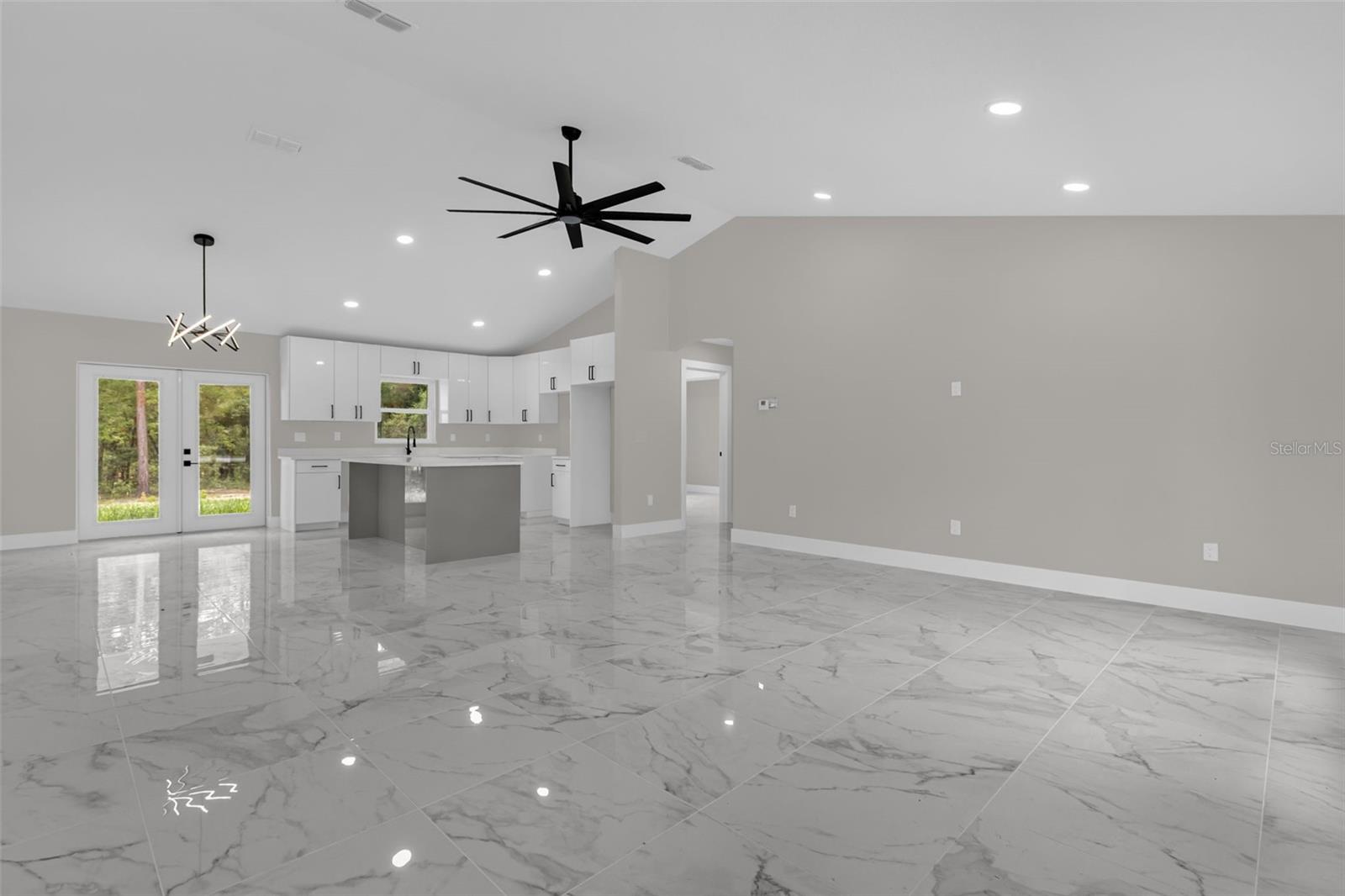19060 Sw 57th Pl Property Photo 6