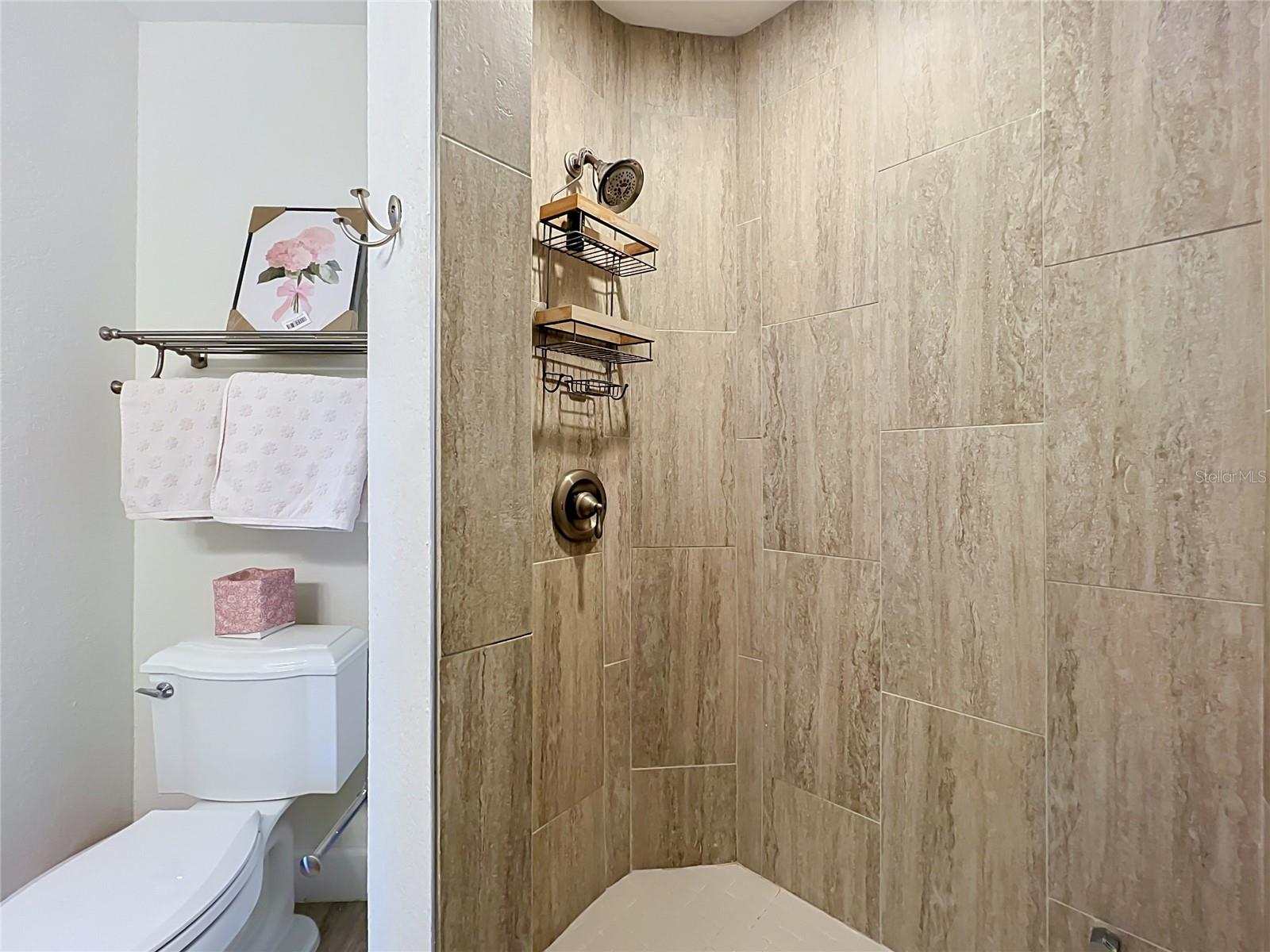 2204 Cairns Ct Property Photo 53