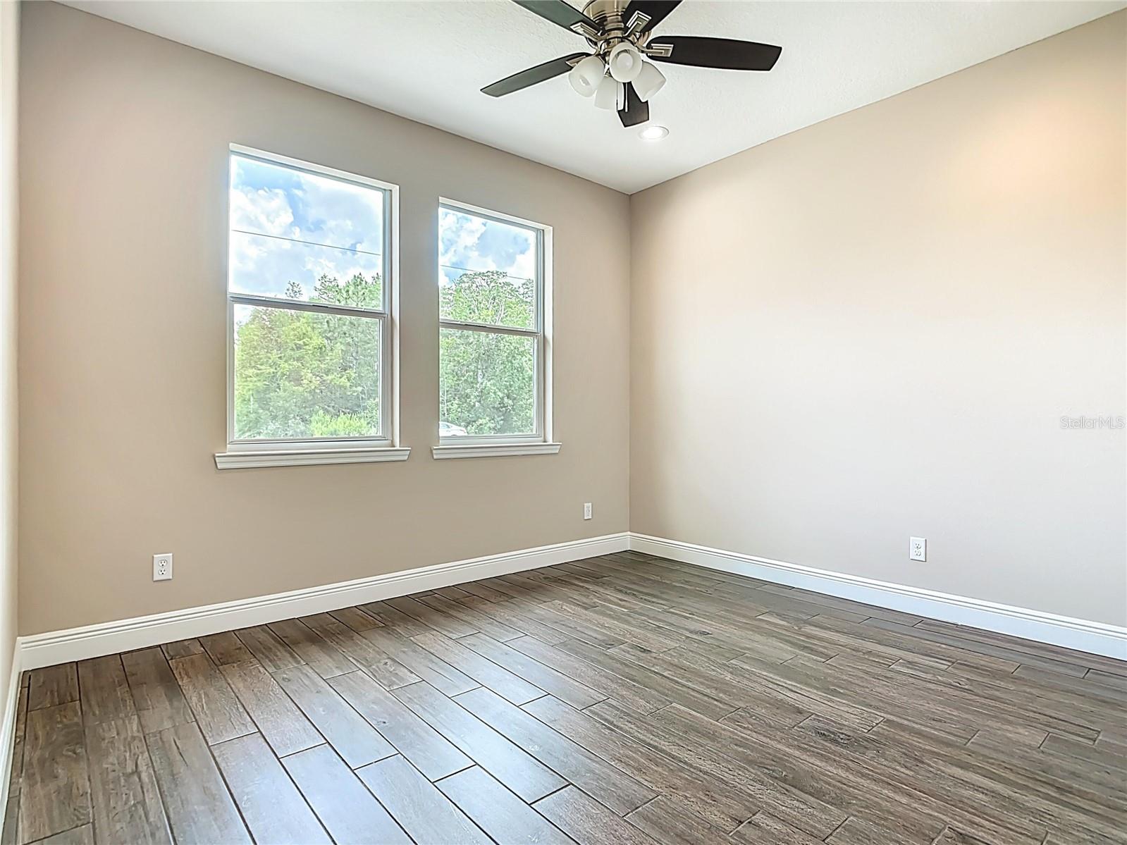 19041 Mardi Gras St Property Photo 29