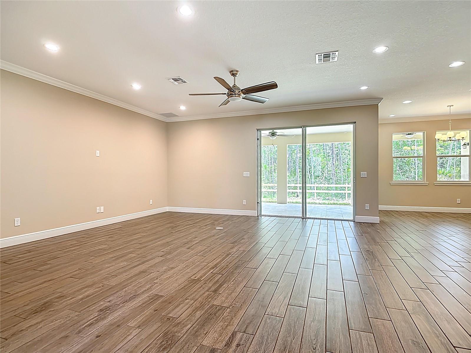 19041 Mardi Gras St Property Photo 33