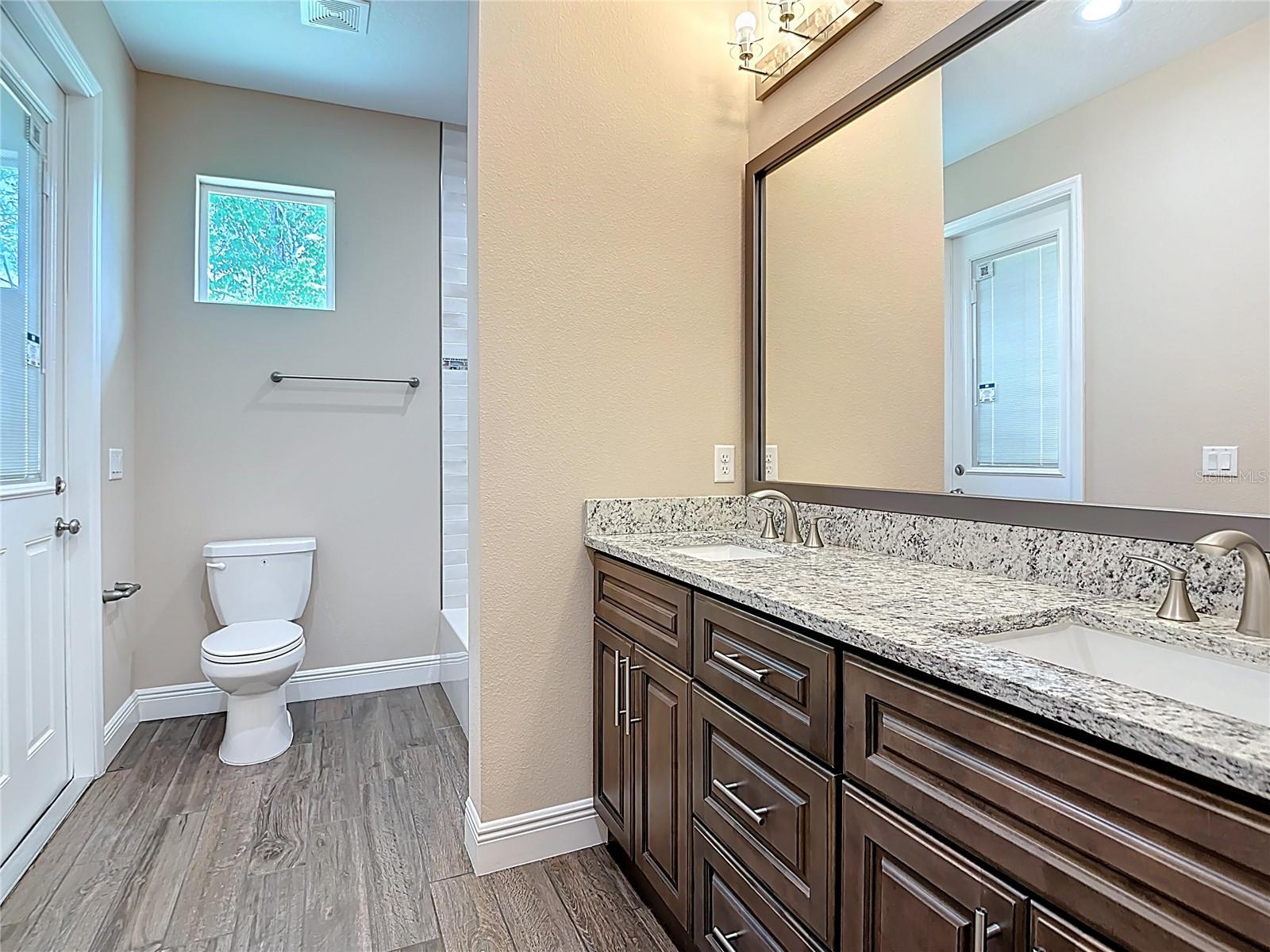 19041 Mardi Gras St Property Photo 44