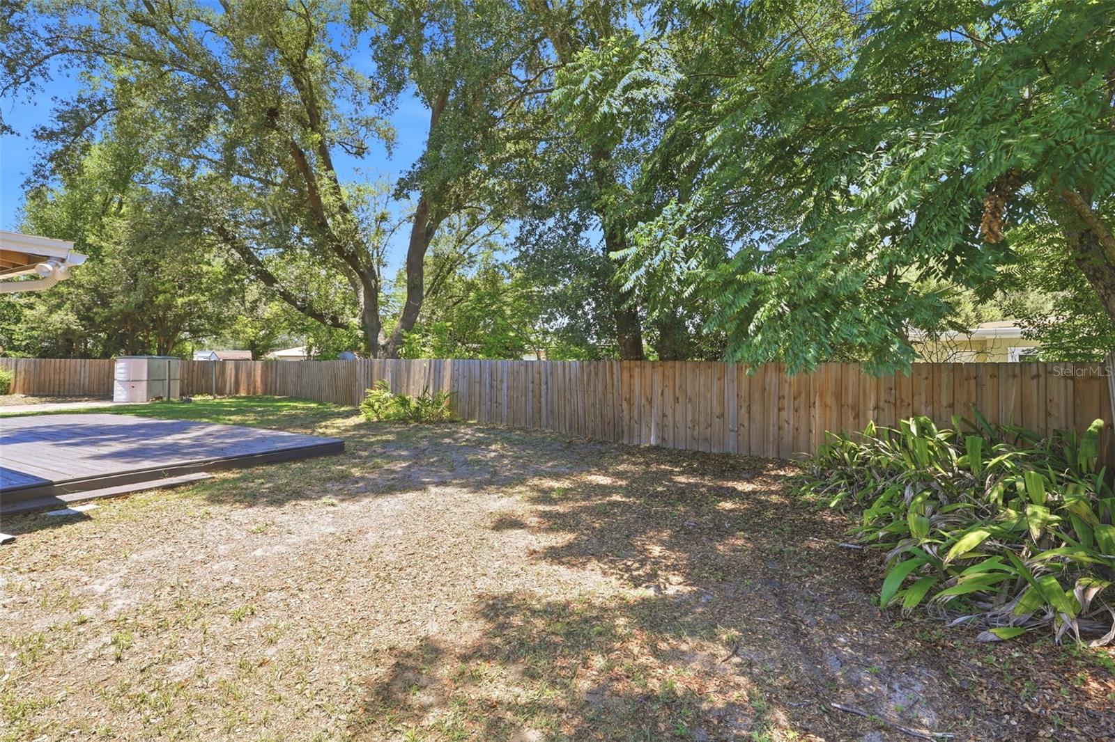 511 Oxford Ct Property Photo 27