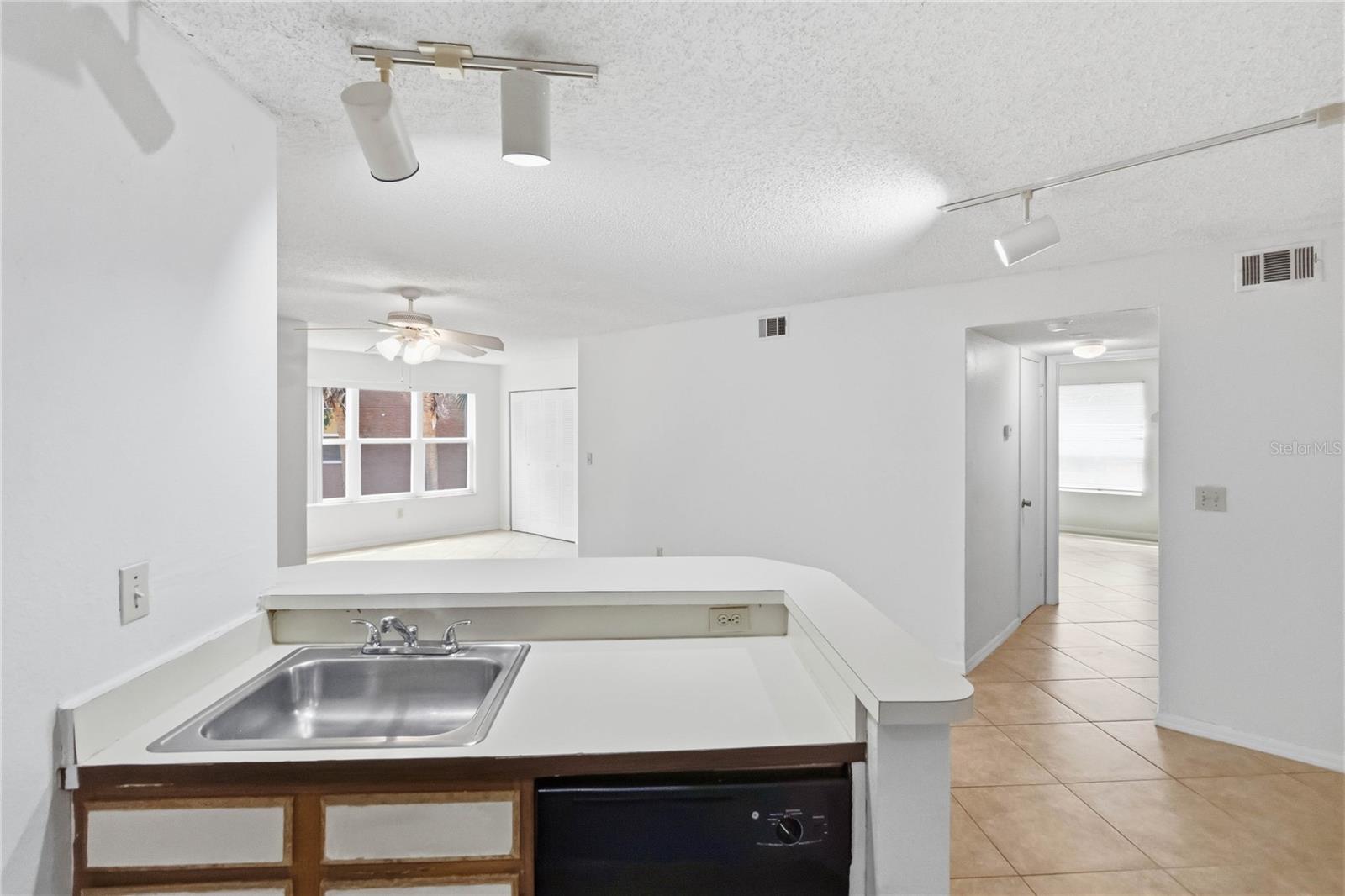 4572 Commander Dr #1227 Property Photo 5