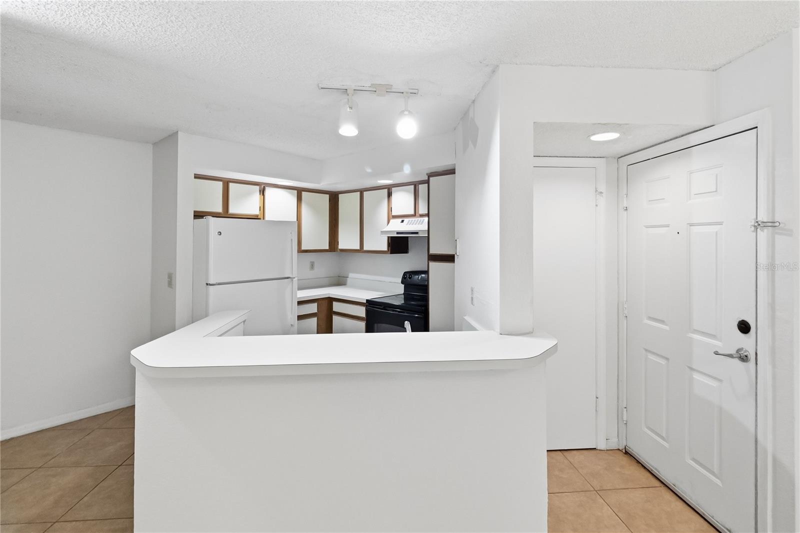 4572 Commander Dr #1227 Property Photo 6