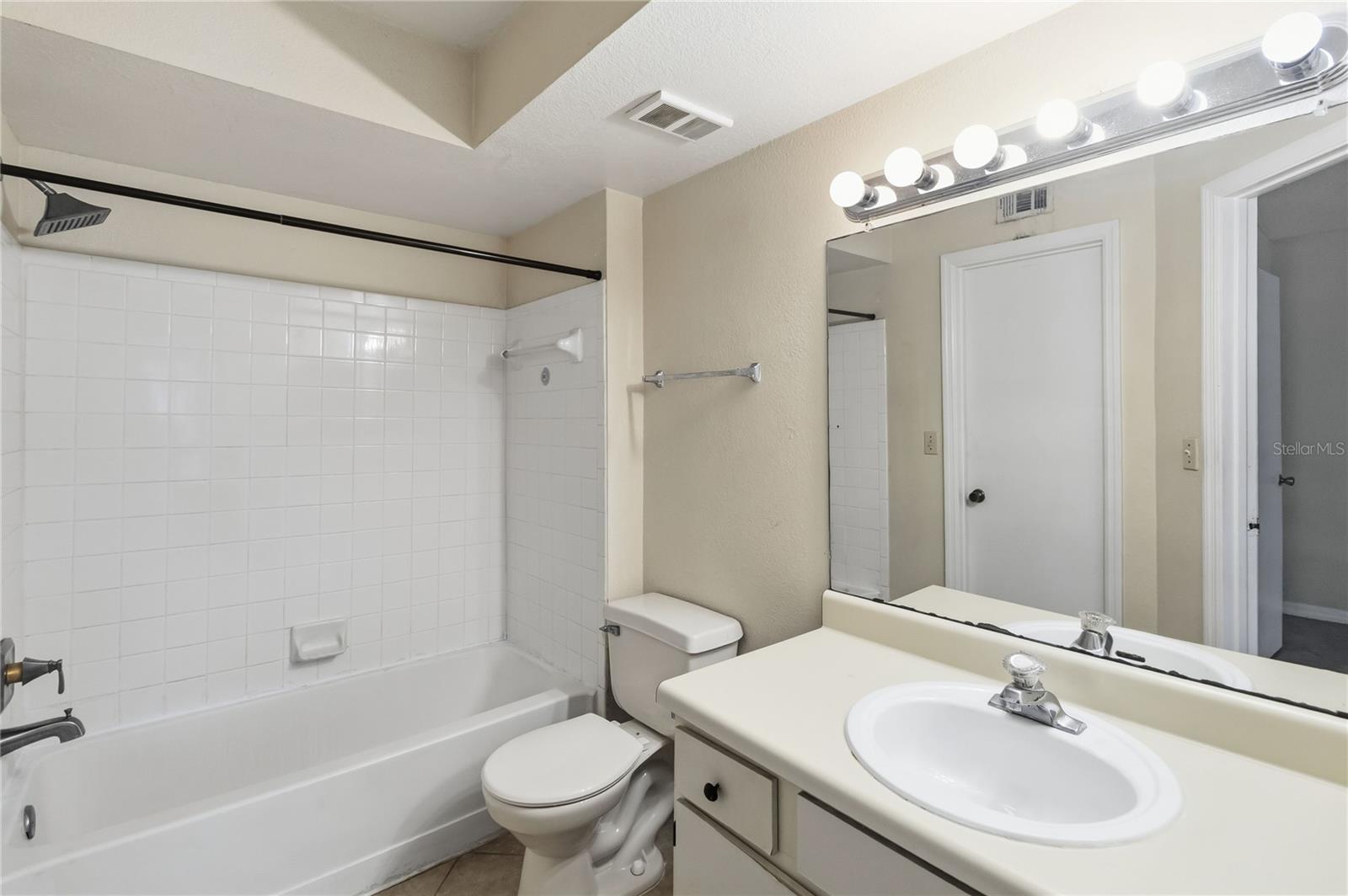 4572 Commander Dr #1227 Property Photo 20