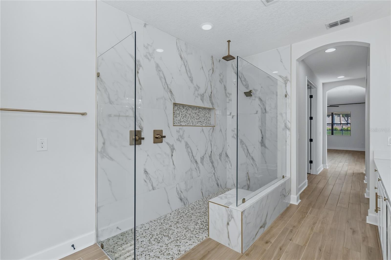 5785 Saybrook Cir Property Photo 39