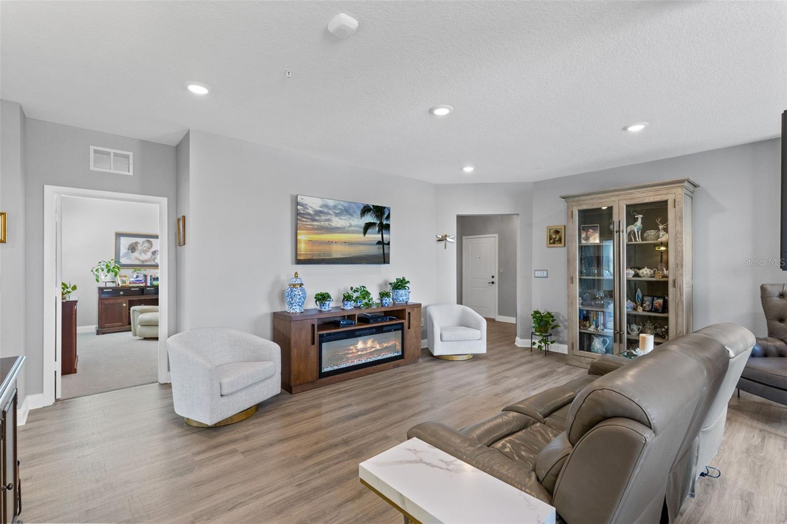 7521 Laureate Blvd #5307 Property Photo 11