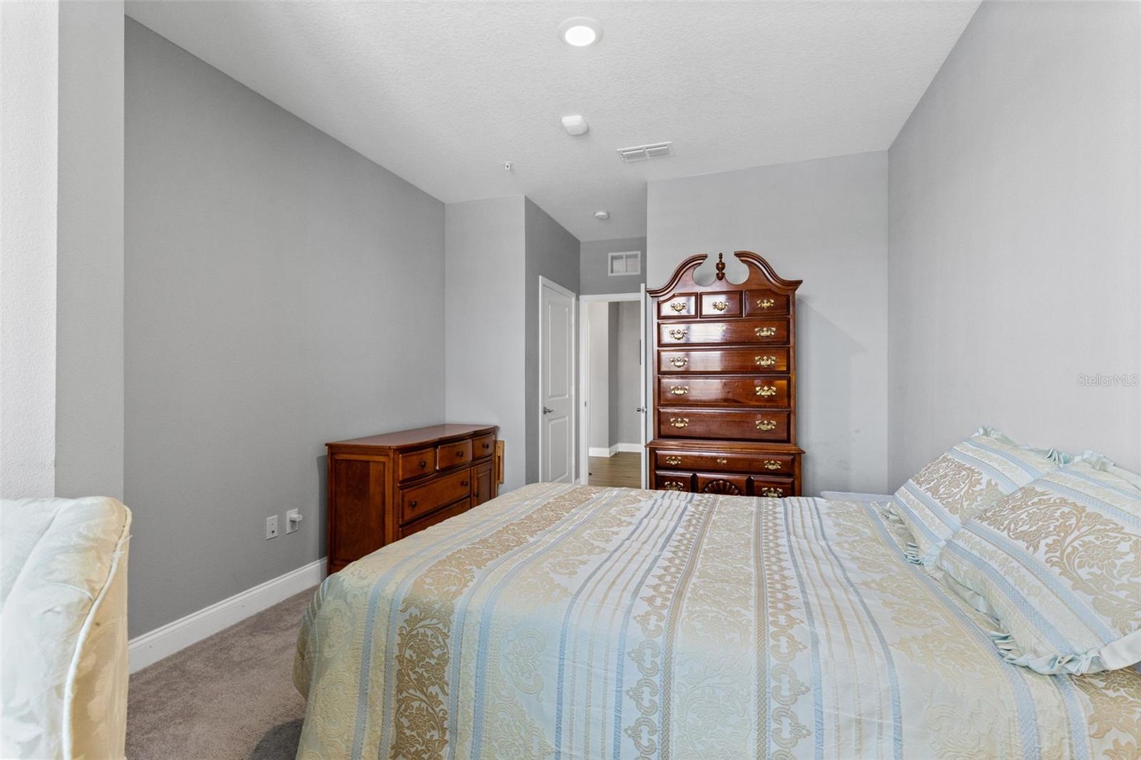 7521 Laureate Blvd #5307 Property Photo 20