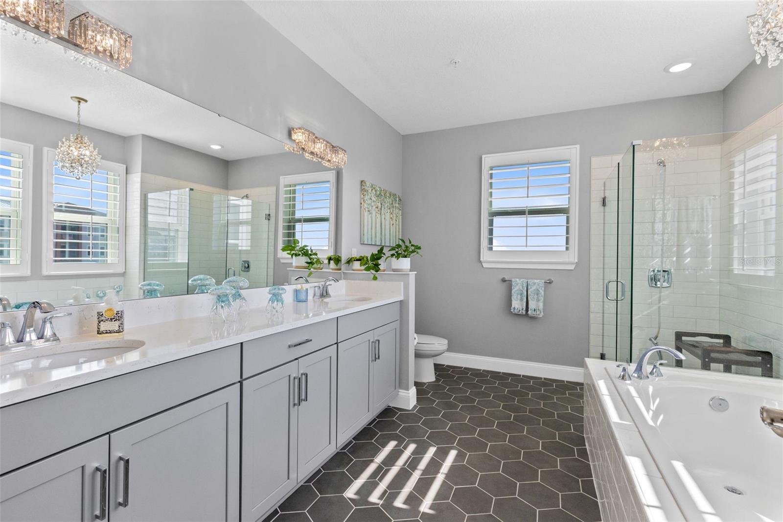 7521 Laureate Blvd #5307 Property Photo 25