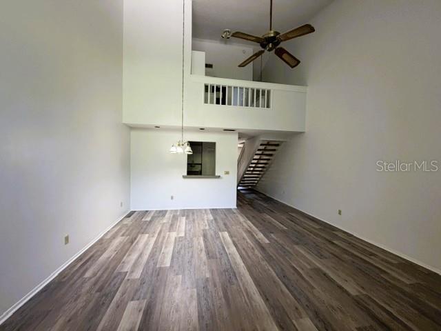 498 Club Dr Property Photo 7