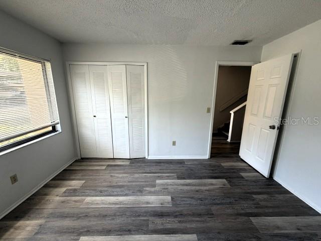 498 Club Dr Property Photo 18