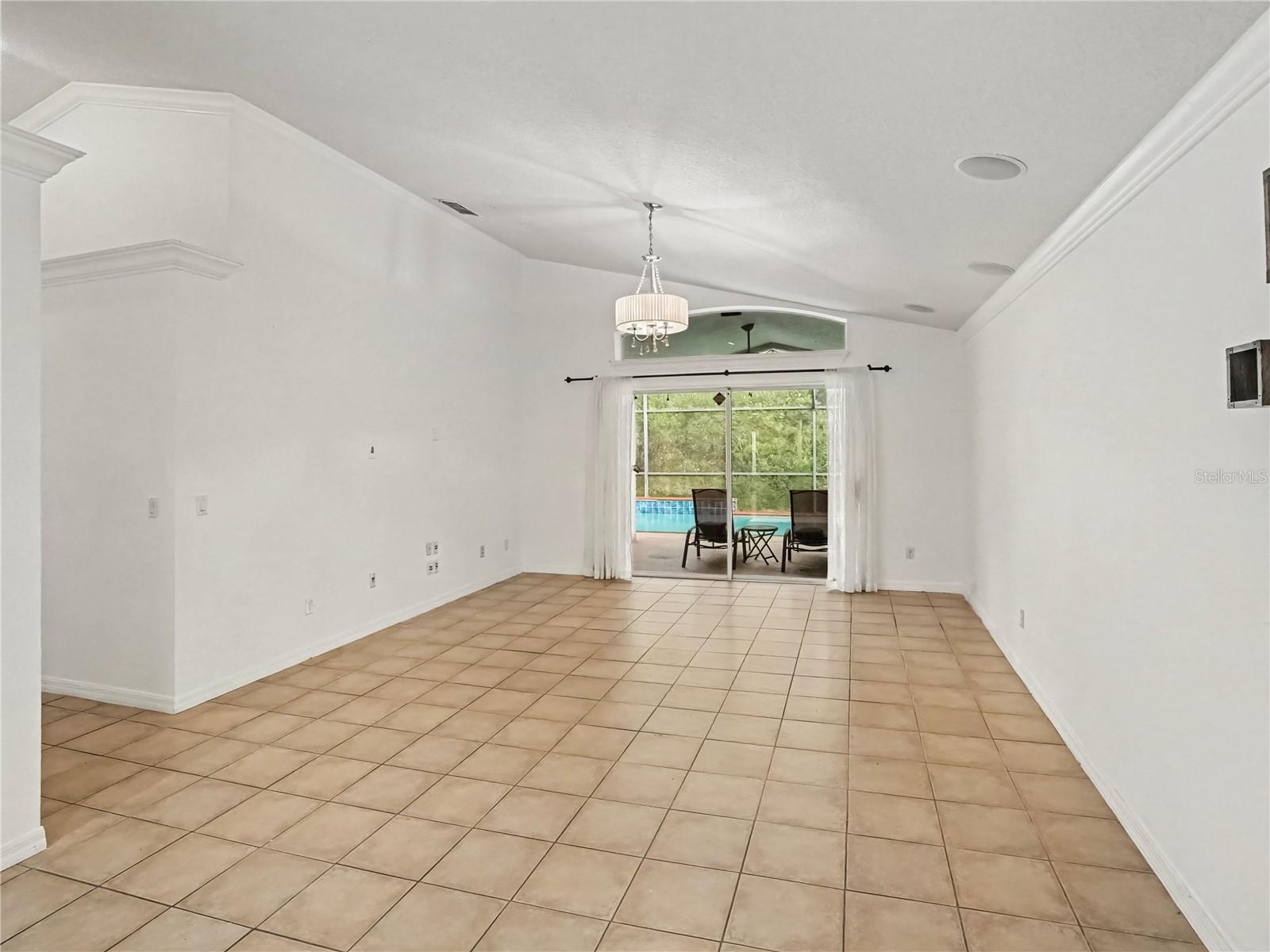 5437 Florence Harbor Dr Property Photo 14