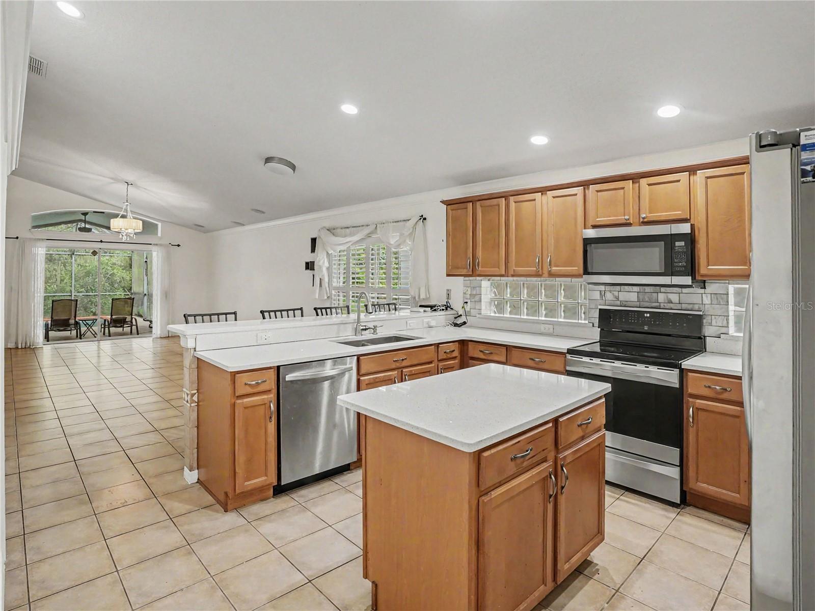 5437 Florence Harbor Dr Property Photo 16