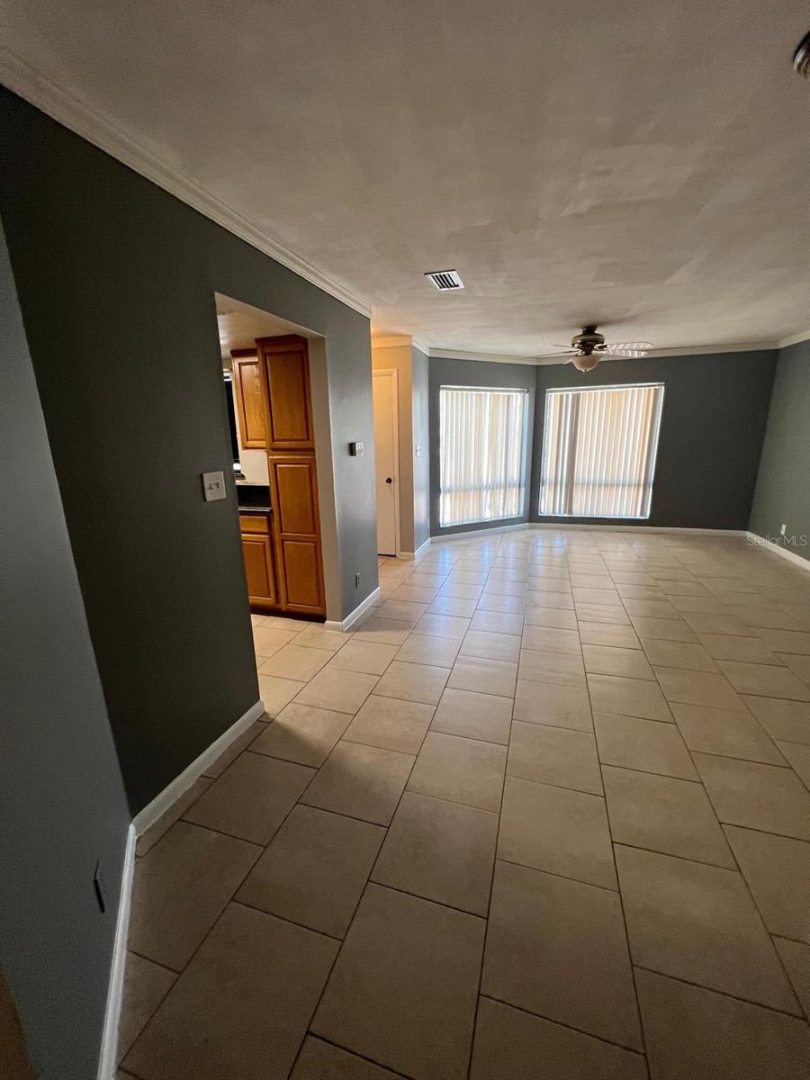 2634 Lemon Tree Ln #h Property Photo 3