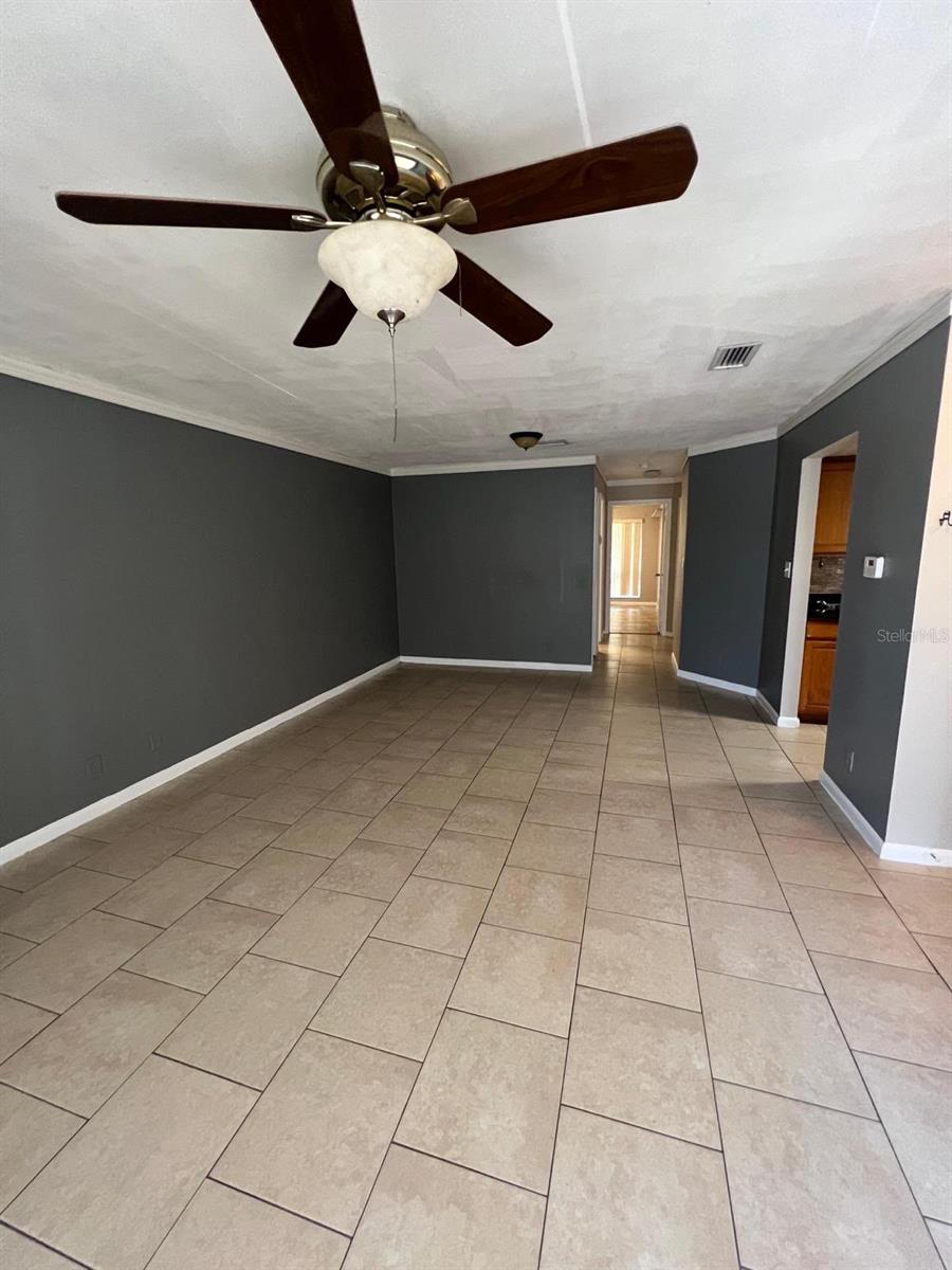 2634 Lemon Tree Ln #h Property Photo 4