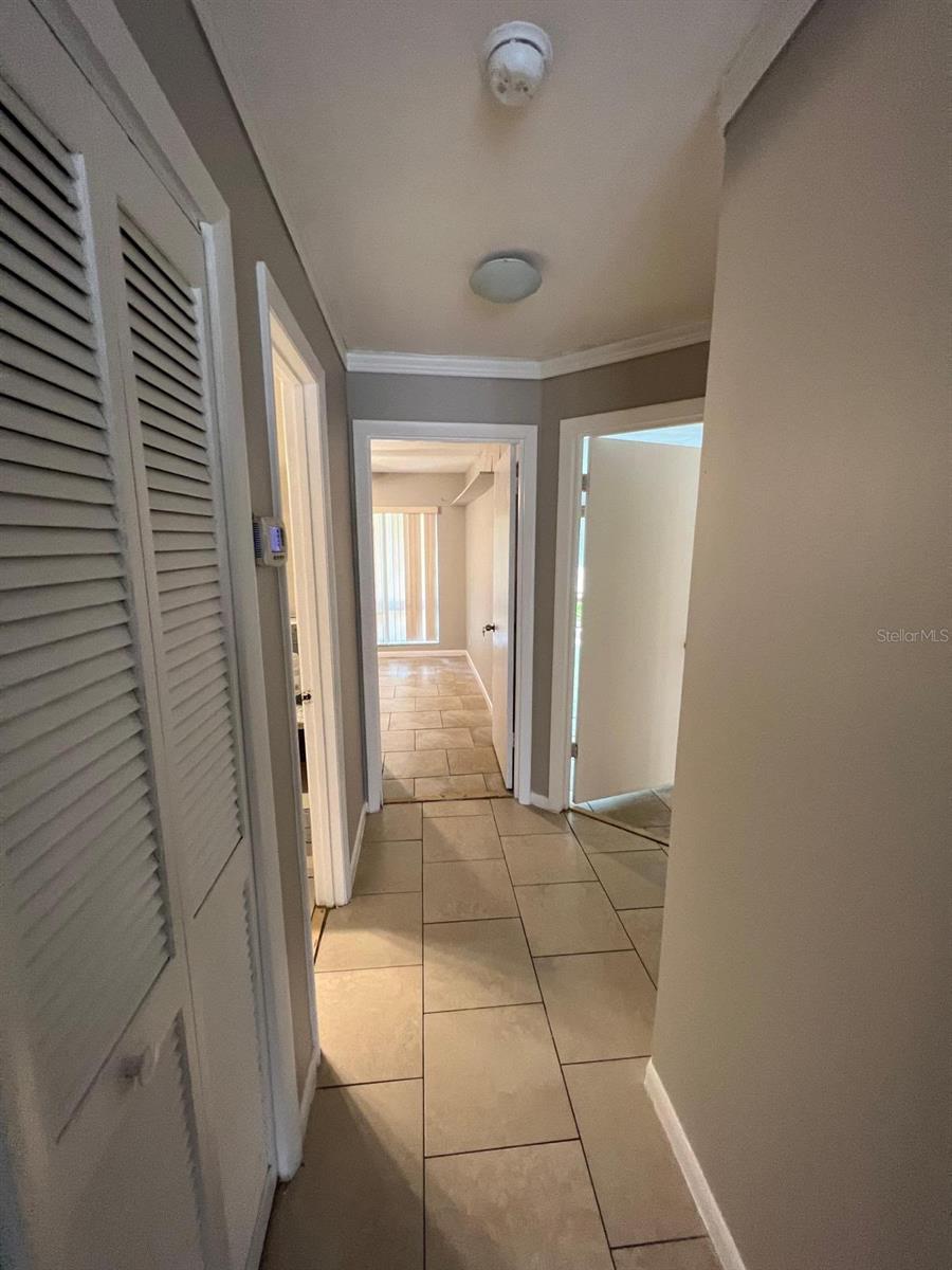 2634 Lemon Tree Ln #h Property Photo 10