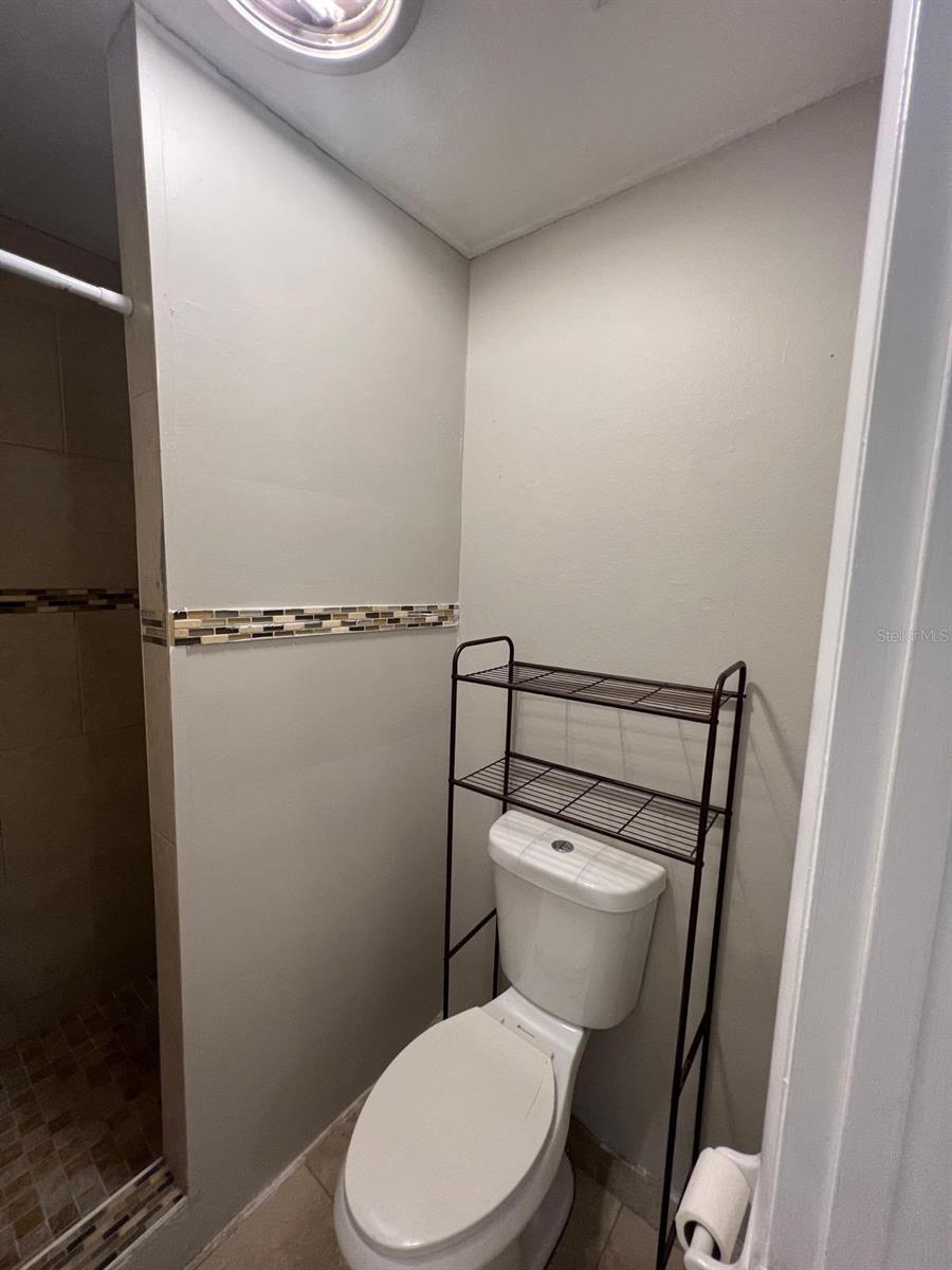 2634 Lemon Tree Ln #h Property Photo 18
