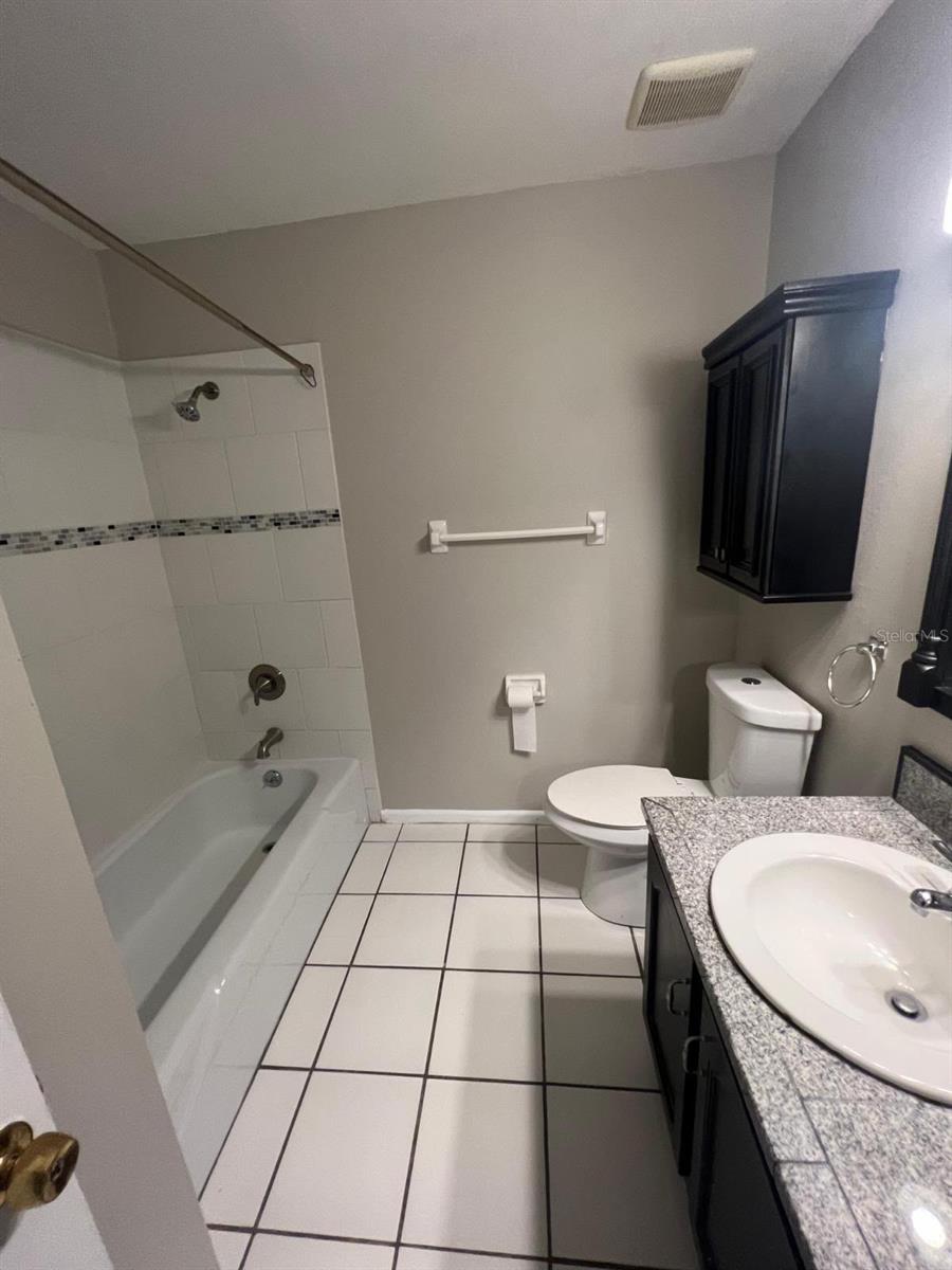 2634 Lemon Tree Ln #h Property Photo 19