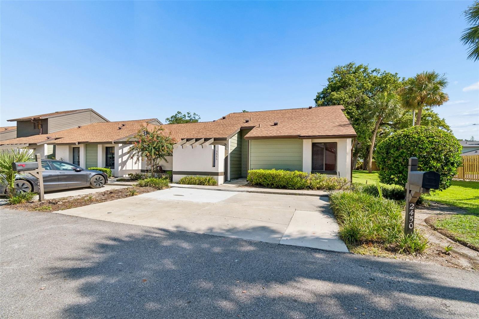 2450 Grand Teton Cir #2450 Property Photo 2